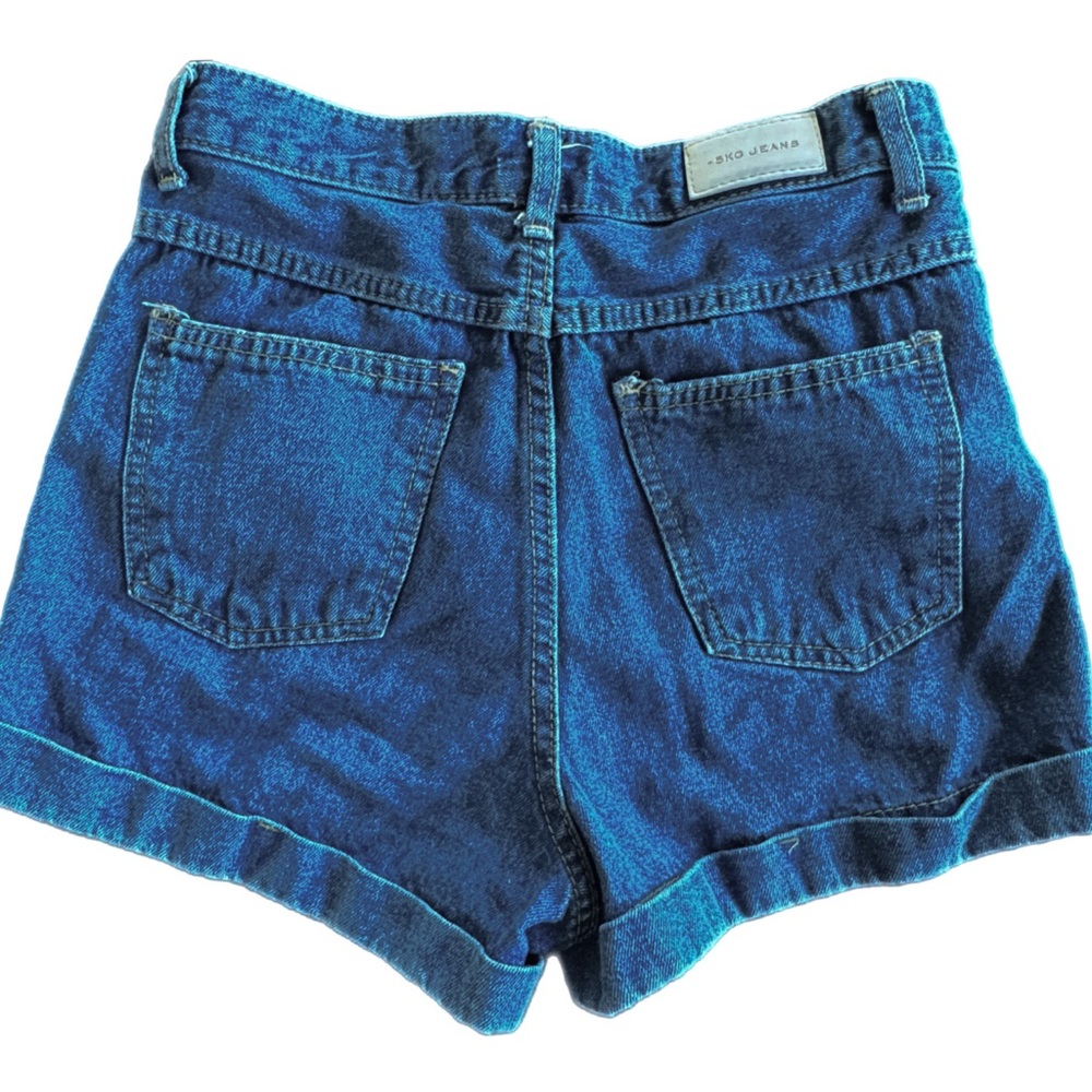 Vintage // 5K Blue Denim Highwaisted Shorts - Picture 2 of 3